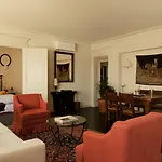 La Ponche Hotel