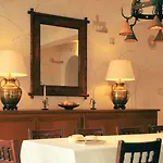 Hotel La Ponche 5*