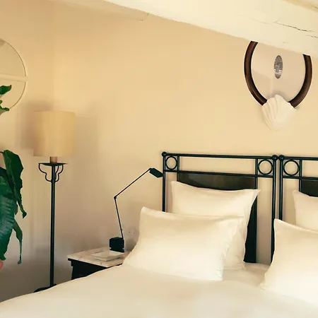 호텔 La Ponche 쎙뜨호뻬