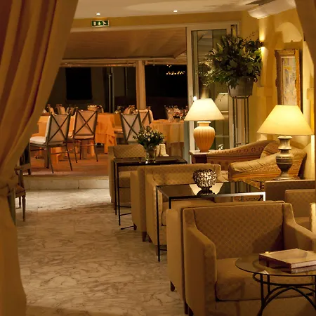 La Ponche 쎙뜨호뻬