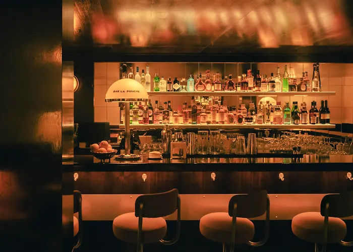 Готель La Ponche